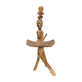 Hocker mit Figurenschmuck, Zentralafrika, 20. Jhdt.