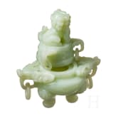 Deckelgef&auml;&szlig; aus hellgr&uuml;ner Jade, China, Ende 19./Anfang 20. Jhdt.