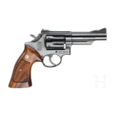 Smith & Wesson Mod. 19-3, "The .357 Combat Magnum", im Karton