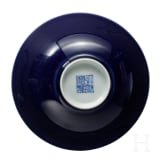Blau glasierte Schale mit Qianlong-Marke, wohl aus dieser Epoche