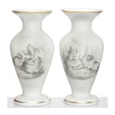 Zwei Milchglasvasen, um 1900