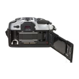 Kamerageh&auml;use Leica R8 mit Blitzger&auml;t Leica SF 20, Ledertasche
