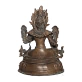Bronzestatuette der sitzenden Tara auf Sockel, China, 19. oder fr&uuml;hes 20. Jhdt.