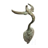 Bronzene Henkelattasche einer Kanne, r&ouml;misch, 2. - 3. Jhdt.