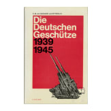 Elf B&uuml;cher &uuml;ber die deutsche Bewaffnung der Weltkriege, deutsch und englisch