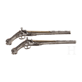 Ein Paar goldtauschierte und silbermontierte Prunk-Steinschlosspistolen, balkantürkisch, 19. Jhdt.