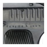 Tokarev TT 33, mit Tasche