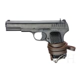 Tokarev TT 33, mit Tasche