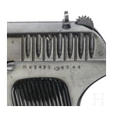 Tokarev TT 33, mit Tasche und Koppel