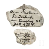 Kaiserin Elisabeth von &Ouml;sterreich - Zeichnung und Erinnerungsst&uuml;cke von Neuschwanstein und Linderhof, in eigenh&auml;ndig beschriftetem Kuvert, datiert Juli 1886
