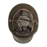 Stahlhelm M 16 mit Tarnfarbenanstrich