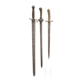 Three hunting hangers, 18th/19th century