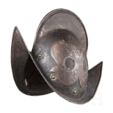 Schwarzwei&szlig;er Morion mit Lilienmotiv, deutsch, um 1600