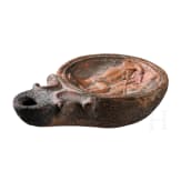 &Ouml;llampe mit Gladiatorenszene, r&ouml;misch, 1. - 2. Jhdt. n. Chr.