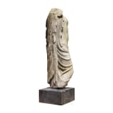 Klassizistische Marmorstatue nach dem Vorbild der hochklassischen Aphrodite des Typus "Fr&eacute;jus", um 1800 - fr&uuml;hes 19. Jhdt.