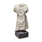 Klassizistischer Marmortorso nach dem Vorbild einer antiken Artemis-Statue, um 1800 - fr&uuml;hes 19. Jhdt.