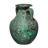 Kopie einer r&ouml;mischen Bronzevase nach dem Vorbild von Bronzegeschirr des 1. Jhdts. aus den Vesuvst&auml;tten, S&uuml;ditalien, sp&auml;tes 19. Jhdt.