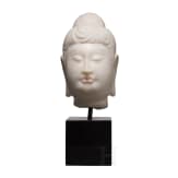 Kopf des Shakyamuni-Buddhas aus Marmor, China, Tang-Dynastie