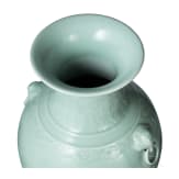 Gro&szlig;e Seladon-Vase, China, wohl 19. Jhdt.