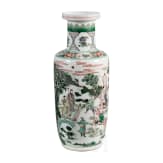 Gro&szlig;e Famille-verte-Vase mit Soldaten, China, 19./20. Jhdt.