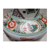 Gro&szlig;e Famille-verte-Vase mit Soldaten, China, 19./20. Jhdt.