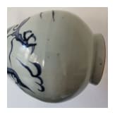 Birnenf&ouml;rmige blau-wei&szlig;e Vase (Ping) mit Drache, China, wohl Yuan-Dynastie