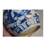 Blau-wei&szlig;e Vase mit fig&uuml;rlicher Szene mit Wanli-Sechszeichenmarke, China, wahrscheinlich aus dieser Zeit (1572 - 1620)
