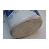 Gro&szlig;e blaue-wei&szlig;e Vase mit Soldatenszene, China, wohl Kangxi-Periode (18. Jhdt.)