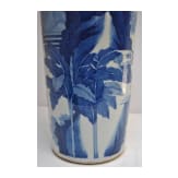 Gro&szlig;e blaue-wei&szlig;e Vase mit Soldatenszene, China, wohl Kangxi-Periode (18. Jhdt.)