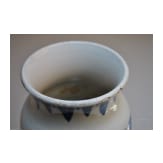 Gro&szlig;e blaue-wei&szlig;e Vase mit Soldatenszene, China, wohl Kangxi-Periode (18. Jhdt.)