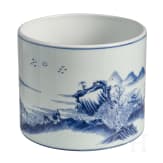 Gro&szlig;er blau-wei&szlig;er Pinseltopf mit Berglandschaft, China, 19./20. Jhdt.
