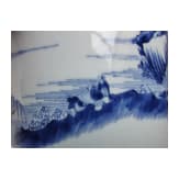 Gro&szlig;er blau-wei&szlig;er Pinseltopf mit Berglandschaft, China, 19./20. Jhdt.