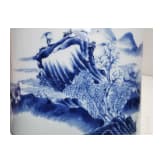Gro&szlig;er blau-wei&szlig;er Pinseltopf mit Berglandschaft, China, 19./20. Jhdt.