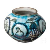 Wei&szlig;-blaue Qajar-Vase, Persien, 19. Jhdt.