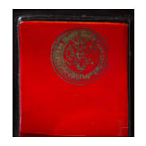 Lack-Manschettenkn&ouml;pfe, Brosche, Briefmarkendose und Schnupftabakdose, Danilowo, Nikolai Lukutin, 1876-82 (ein Teil), Ostaschkowo, Werkstatt Wischnjakow, 1877-82 (zwei Teile)
