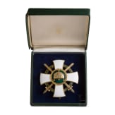 Orden der Heiligen Krone - Offizierskreuz mit Schwertern, um 1942