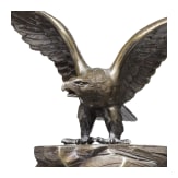 Kleiner Tischadler auf Steinsockel, 20. Jhdt.