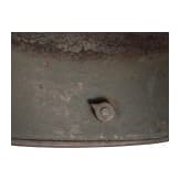 Stahlhelm M16 mit Tarnanstrich und Stirnschutzplatte