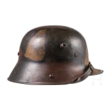 Stahlhelm M 16 mit Mimikry- Tarnanstrich
