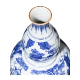 A Chinese blue and white double-gourd vase, probably Kangxi period, 18th century