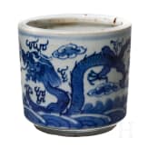 A blue and white brush pot, Guangxu period, circa 1890
