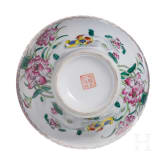 Two Chinese famille rose porcelain bowls with ducks, Republic period