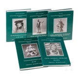 17 books on art and antiques (mostly cutlery, faience and stoneware)