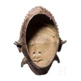 A Nigerian bronze mask of the B&eacute;nin, 20th century