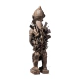 A Congolese Nkisi power figure ("nail fetish" of the Bakongo), a Mozambican mask (Makonde) and a bronze bag (Benin)