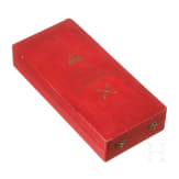 A case for the Grand Cross of the Order of St. Alexander with swords and the breast star with swords