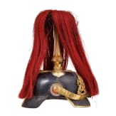 Helm M 1886 f&uuml;r Offiziere der Artillerie mit Paradebusch