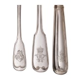 14 silberne Besteckteile mit Monogramm Wilhelms II., ein L&ouml;ffel mit Monogramm "W", Berlin, Hofjuweliere Vollgold & S&ouml;hne, Johann Adam Wagner bzw. Gebr&uuml;der Friedl&auml;nder, um 1900, sowie zwei Silberl&ouml;ffel mit Wappen, Breslau, Julius Lemor (einer), um 1890