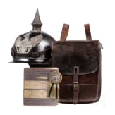Helm M 1905 f&uuml;r Mannschaften der J&auml;ger zu Pferde mit Traditionsabzeichen und Kartentasche