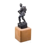 Johann Enrich (1881 - 1970) - Tiroler Kaiserj&auml;ger, geschw&auml;rzte Bronzeskulptur